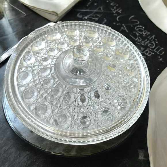 Vintage Indiana Glass Clear Covered Candy Dish Windsor Button Cane - Picture 4 of 4